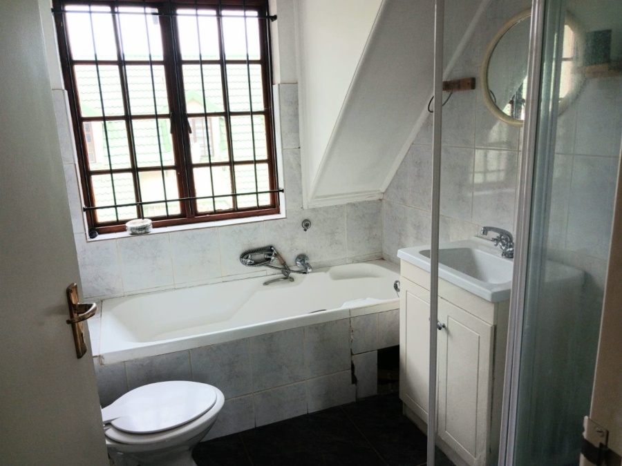 3 Bedroom Property for Sale in Halfway House Gauteng