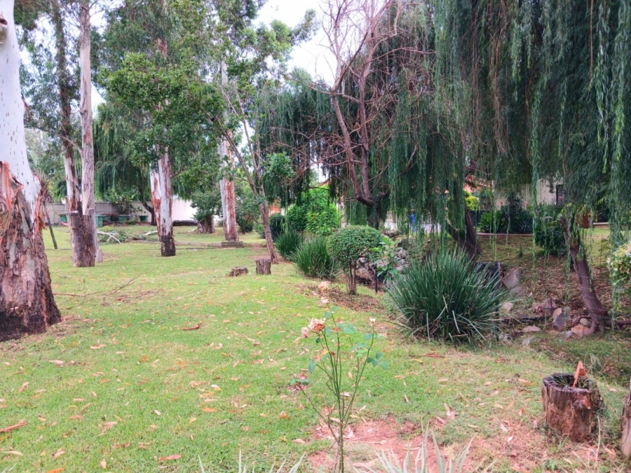 3 Bedroom Property for Sale in Halfway House Gauteng