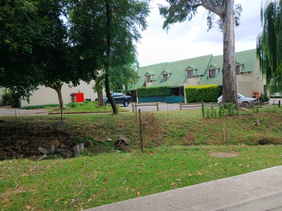 3 Bedroom Property for Sale in Halfway House Gauteng