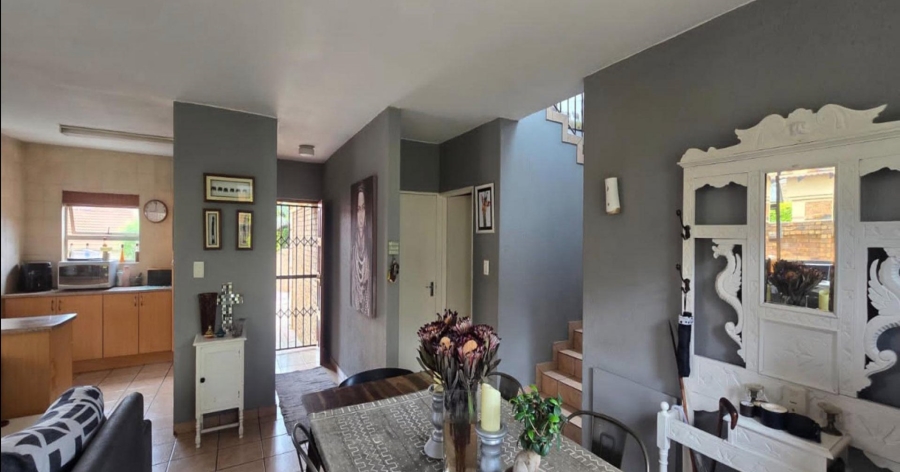 3 Bedroom Property for Sale in Glen Marais Gauteng