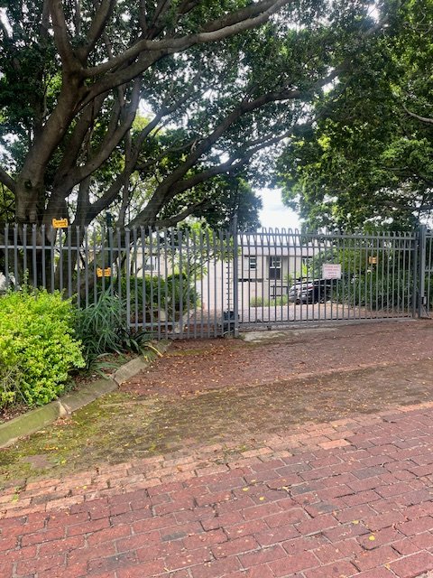2 Bedroom Property for Sale in La Montagne Gauteng