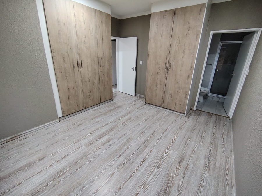 3 Bedroom Property for Sale in Heuwelsig Estate Gauteng