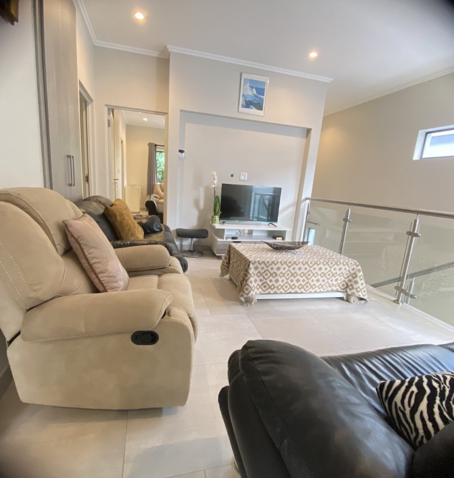 To Let 4 Bedroom Property for Rent in Bryanston Gauteng