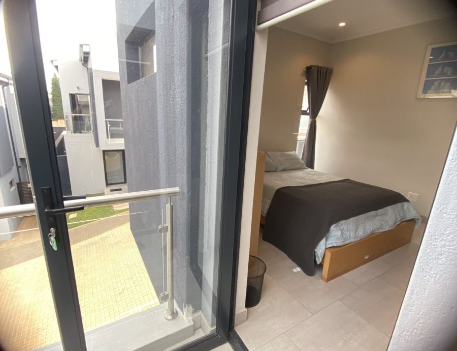 To Let 4 Bedroom Property for Rent in Bryanston Gauteng