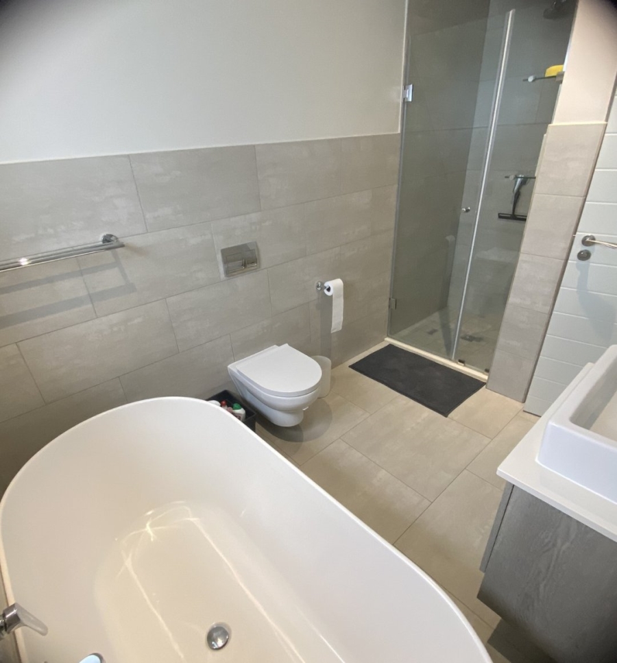 To Let 4 Bedroom Property for Rent in Bryanston Gauteng