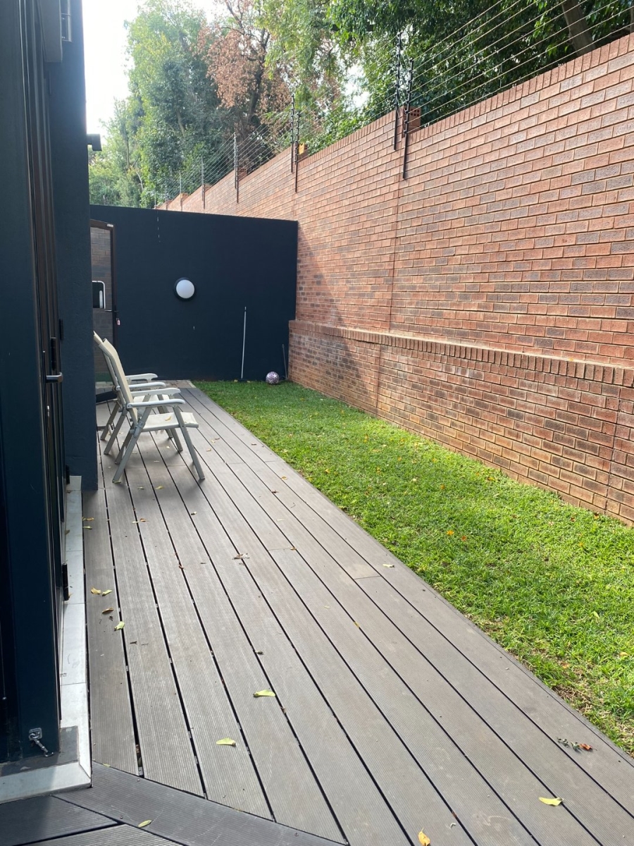 To Let 4 Bedroom Property for Rent in Bryanston Gauteng