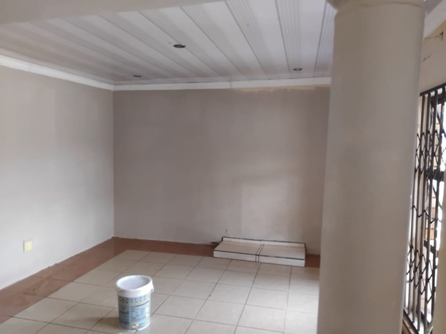 To Let 3 Bedroom Property for Rent in Protea South Gauteng