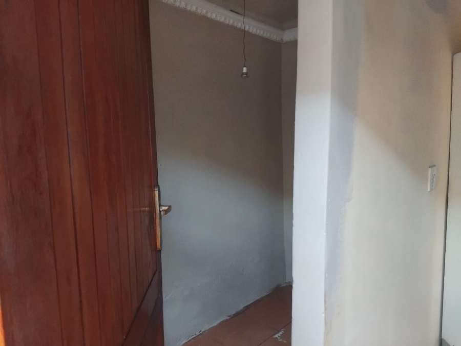 To Let 3 Bedroom Property for Rent in Protea South Gauteng