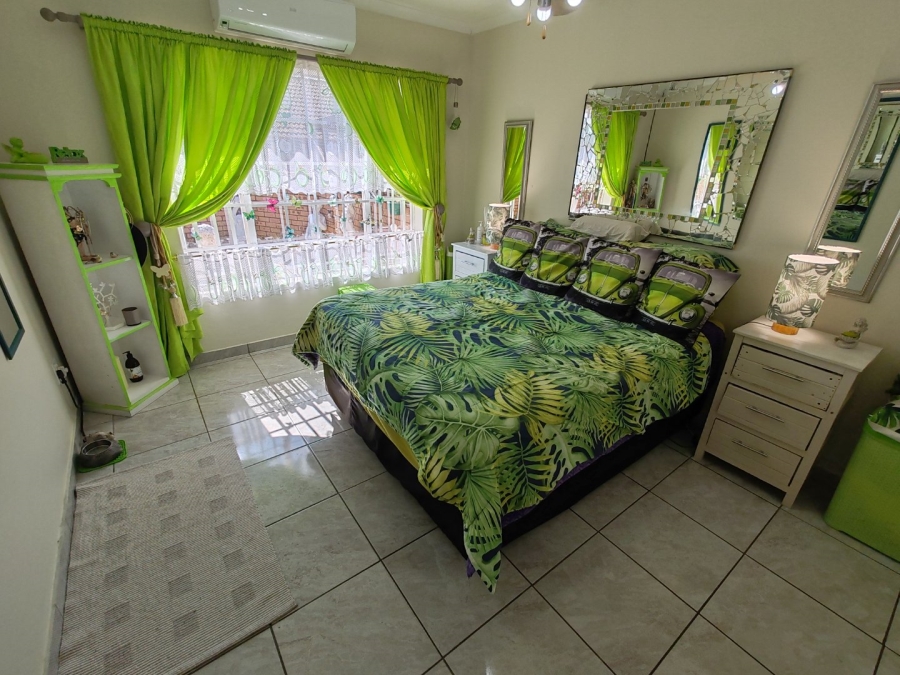 2 Bedroom Property for Sale in Magalieskruin Gauteng