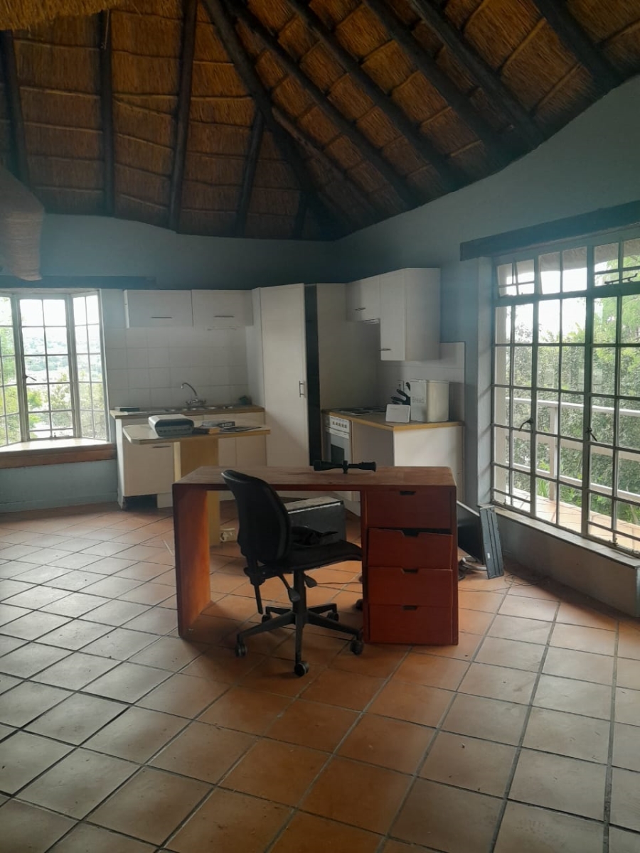 4 Bedroom Property for Sale in Kloofendal Gauteng