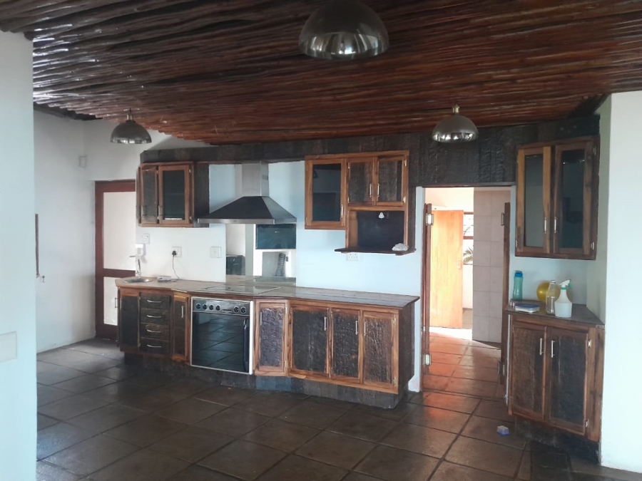 4 Bedroom Property for Sale in Kloofendal Gauteng
