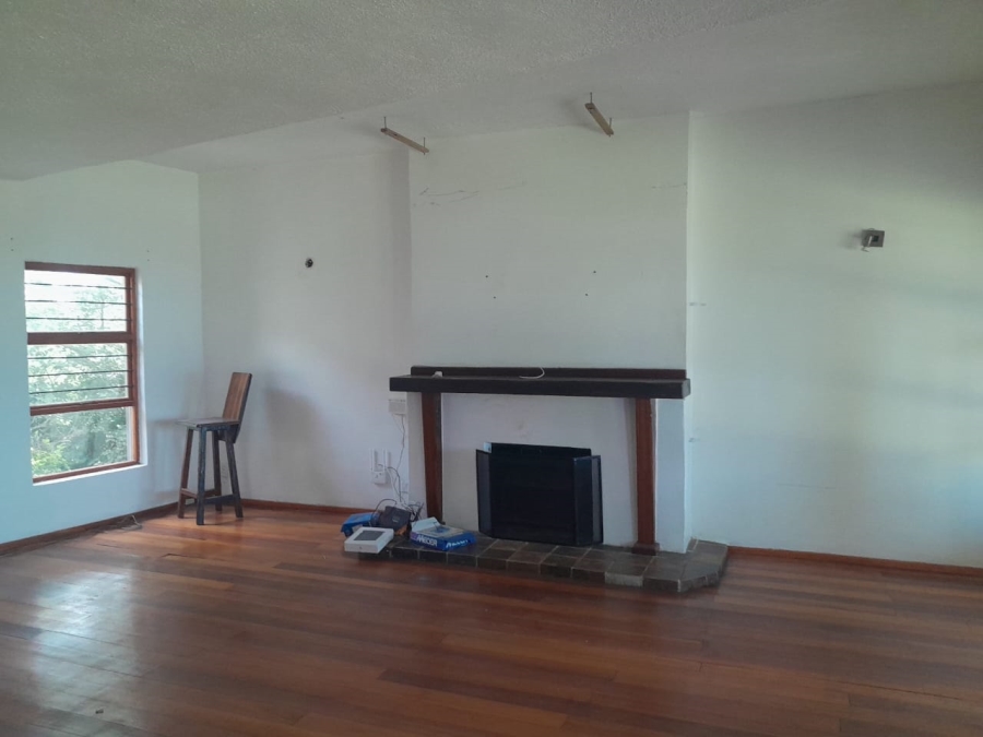 4 Bedroom Property for Sale in Kloofendal Gauteng