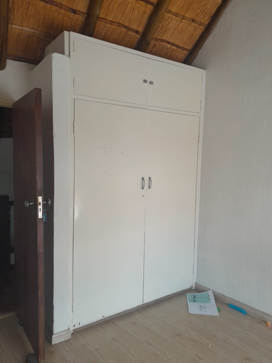 4 Bedroom Property for Sale in Kloofendal Gauteng