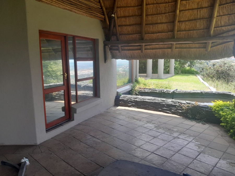 4 Bedroom Property for Sale in Kloofendal Gauteng