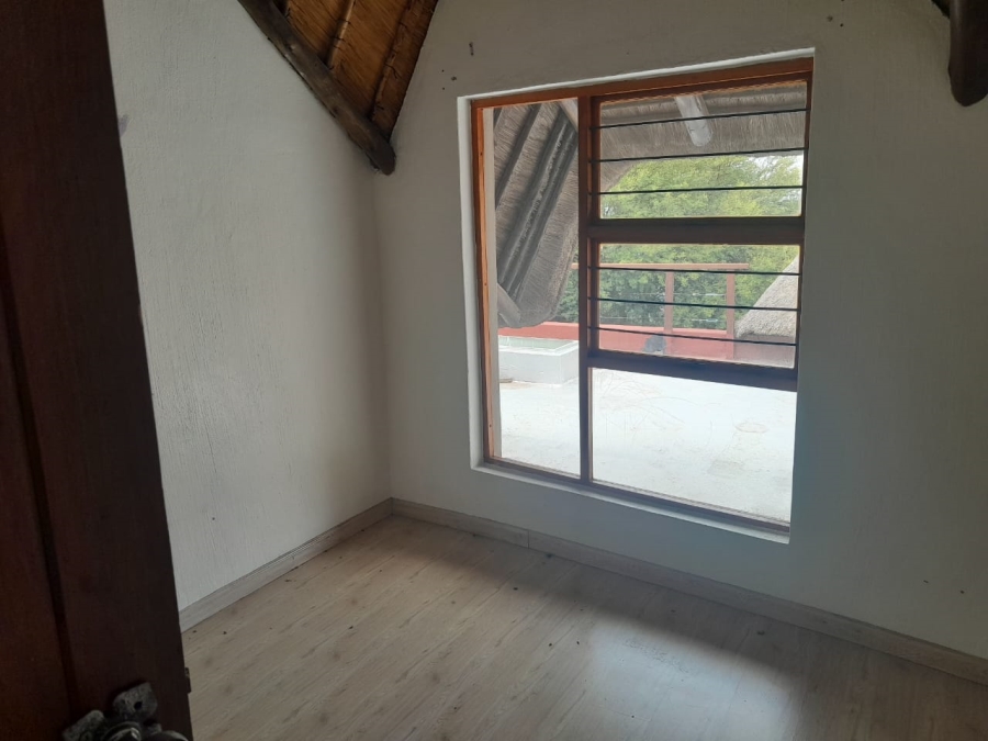 4 Bedroom Property for Sale in Kloofendal Gauteng