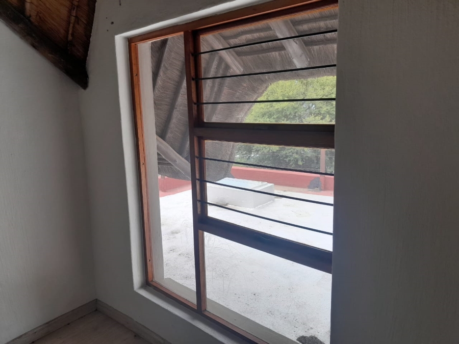 4 Bedroom Property for Sale in Kloofendal Gauteng