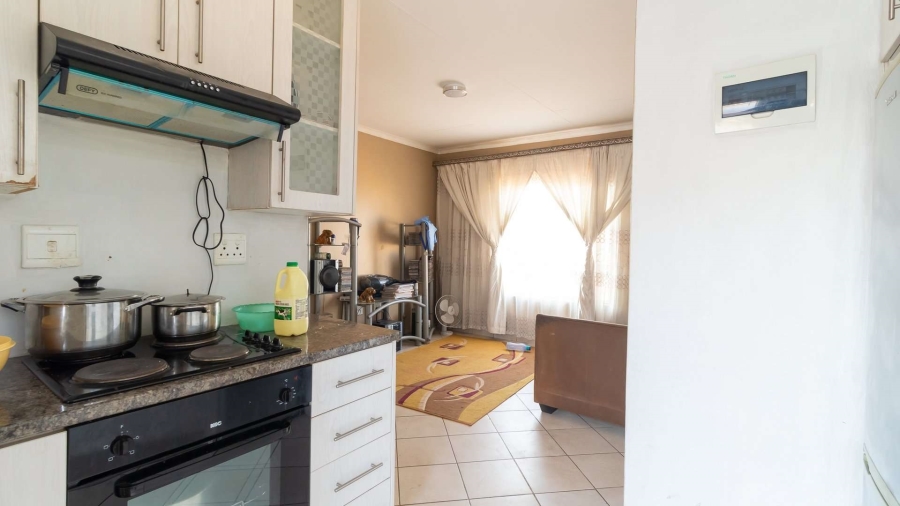 1 Bedroom Property for Sale in Crystal Park Gauteng