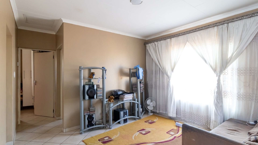 1 Bedroom Property for Sale in Crystal Park Gauteng