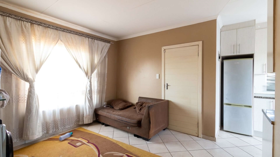 1 Bedroom Property for Sale in Crystal Park Gauteng