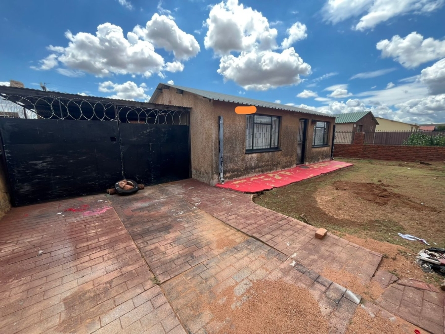To Let  Bedroom Property for Rent in Soshanguve F Gauteng