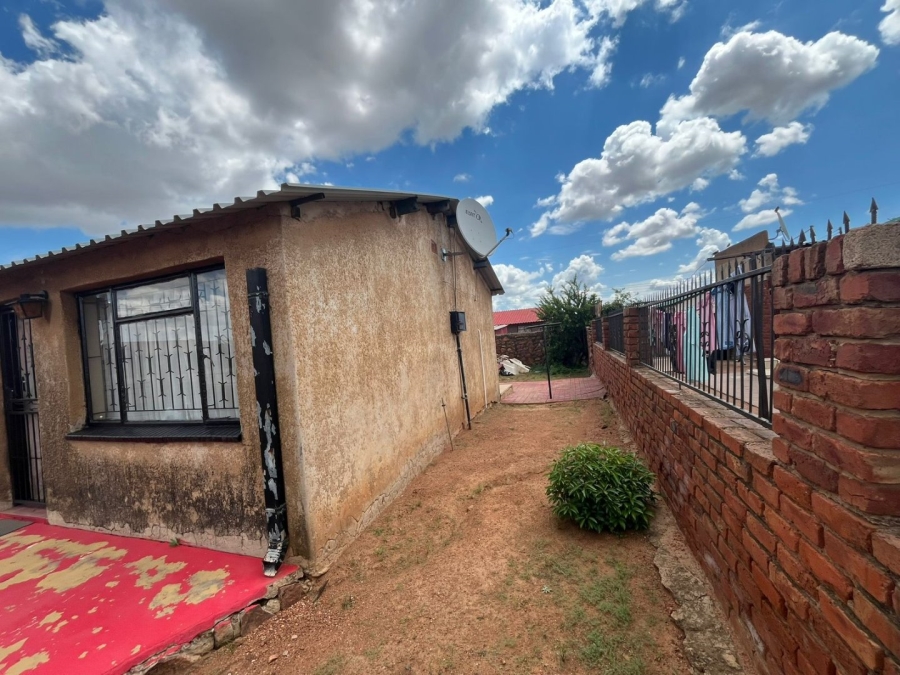 To Let  Bedroom Property for Rent in Soshanguve F Gauteng