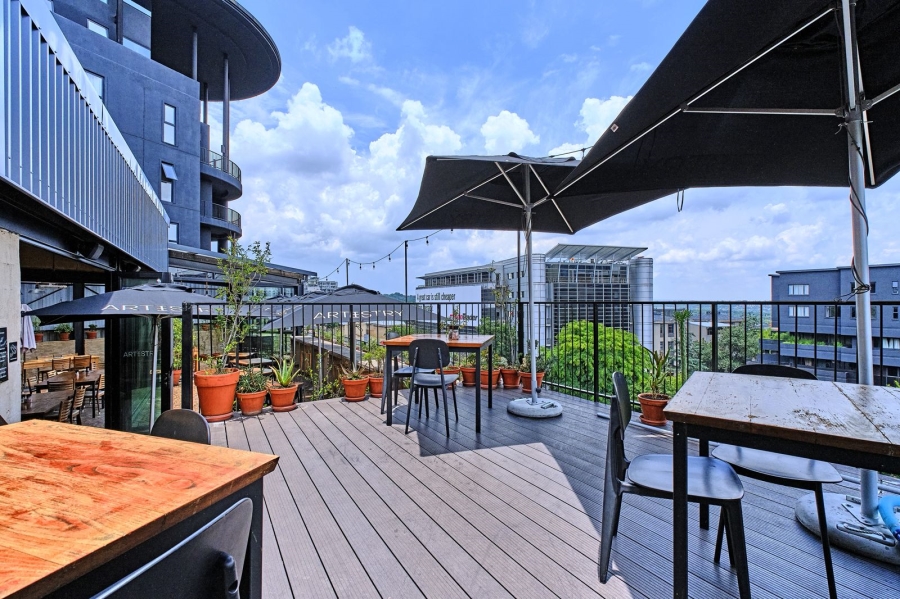 1 Bedroom Property for Sale in Sandown Gauteng