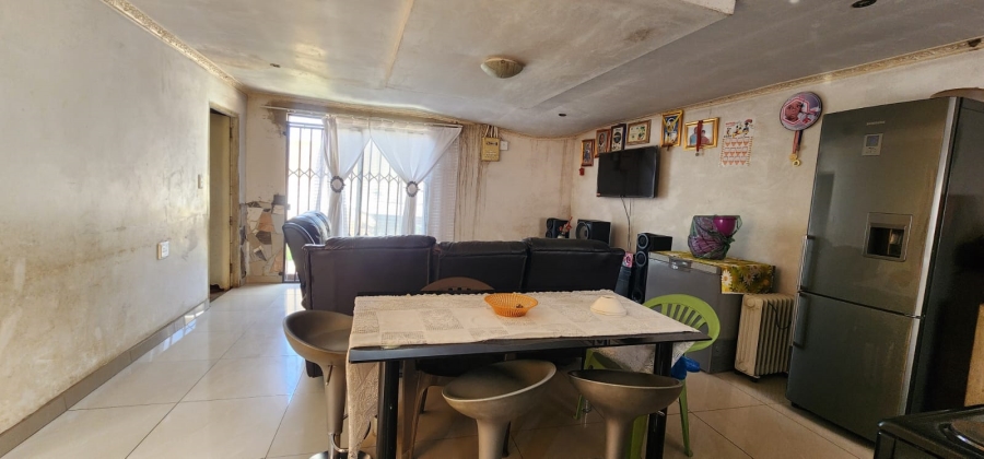 2 Bedroom Property for Sale in Palm Ridge Gauteng