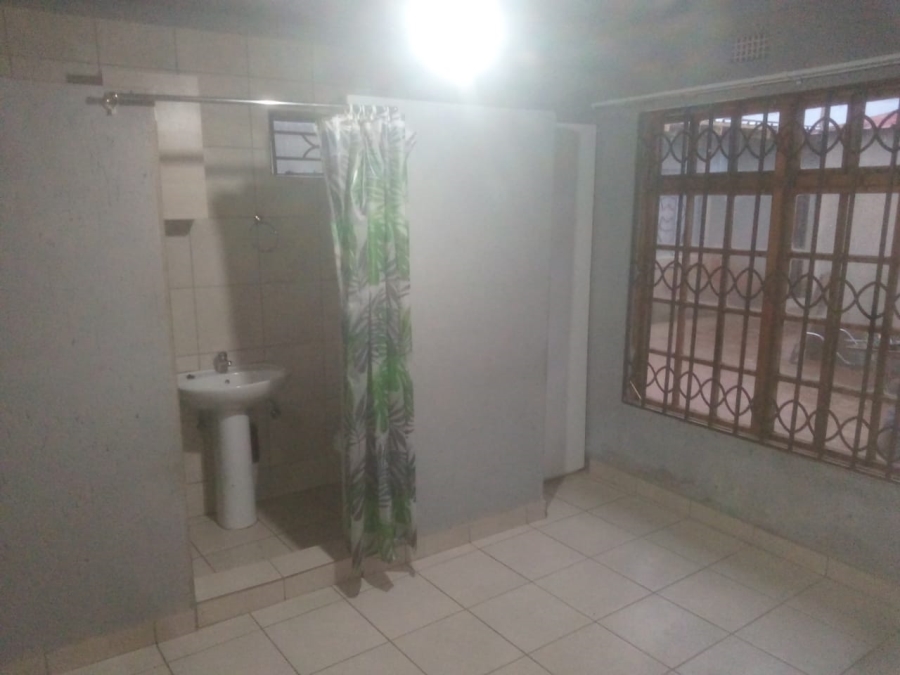 2 Bedroom Property for Sale in Palm Ridge Gauteng