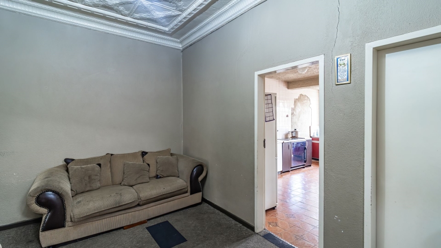 5 Bedroom Property for Sale in Malvern Gauteng