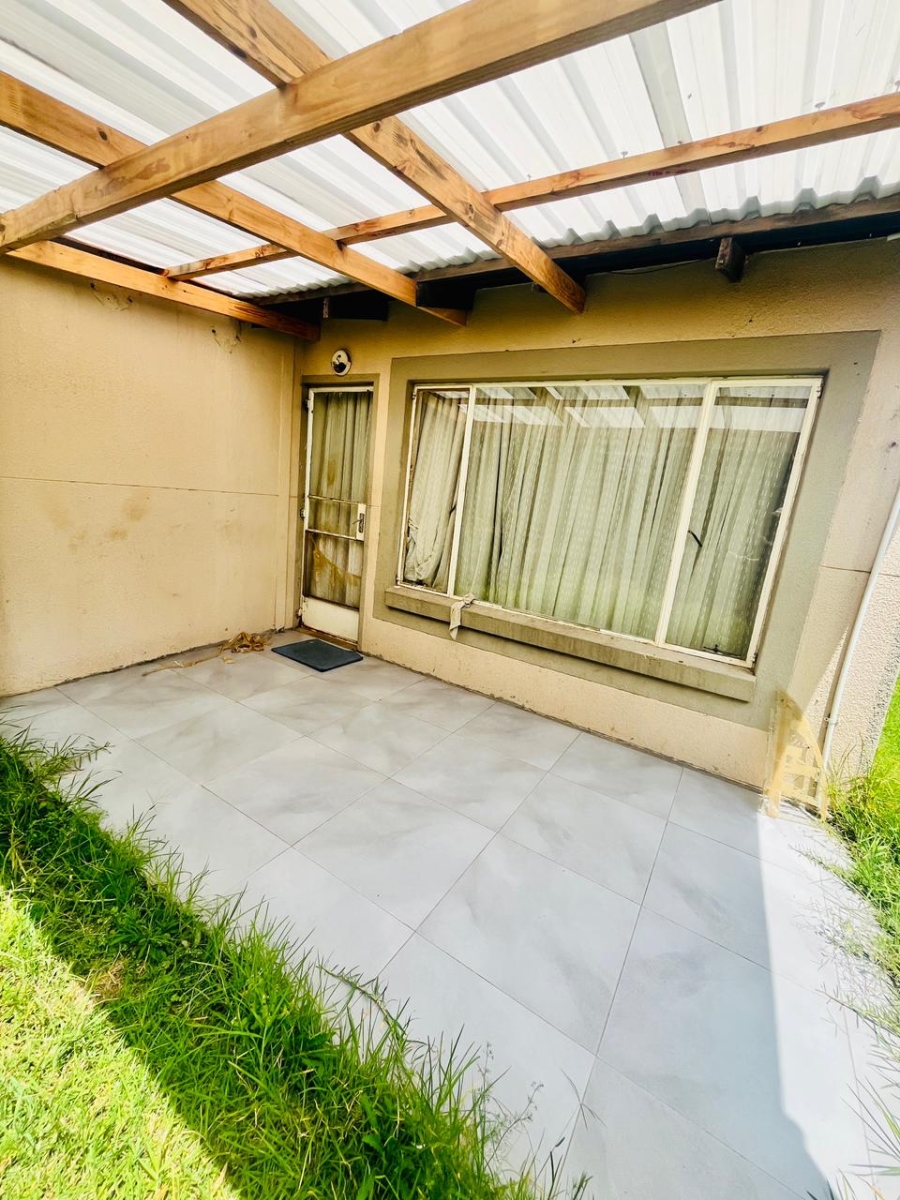 3 Bedroom Property for Sale in Country View Gauteng