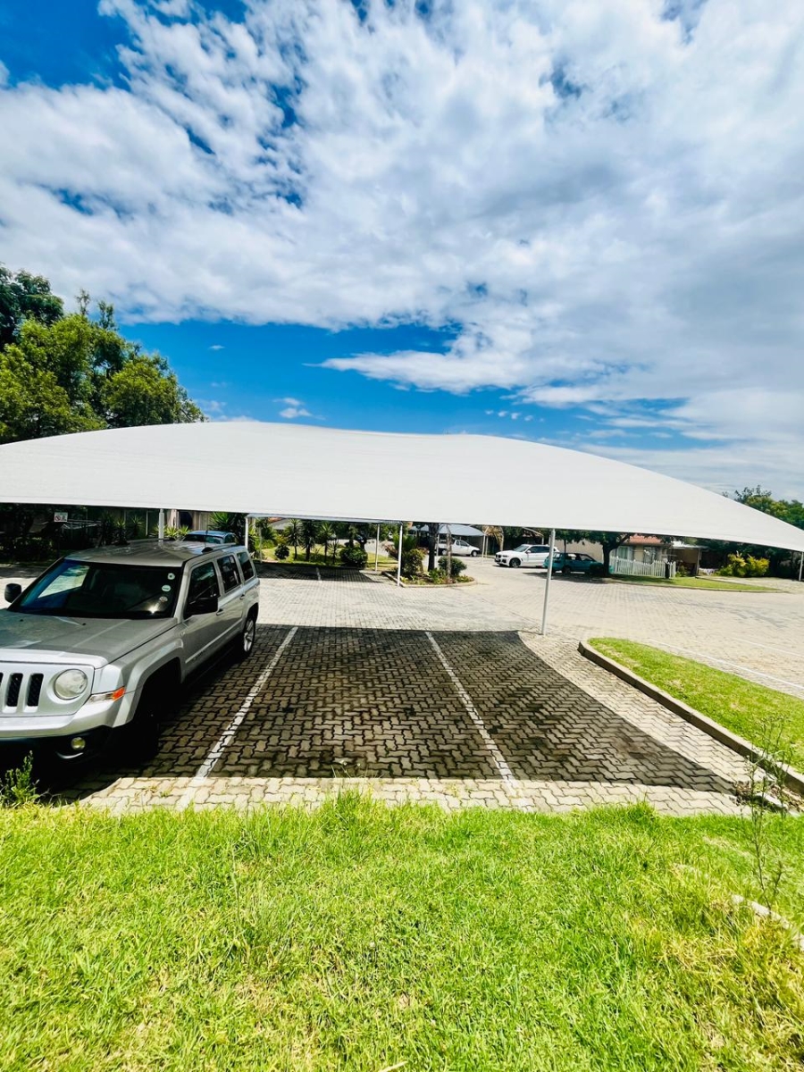 3 Bedroom Property for Sale in Country View Gauteng