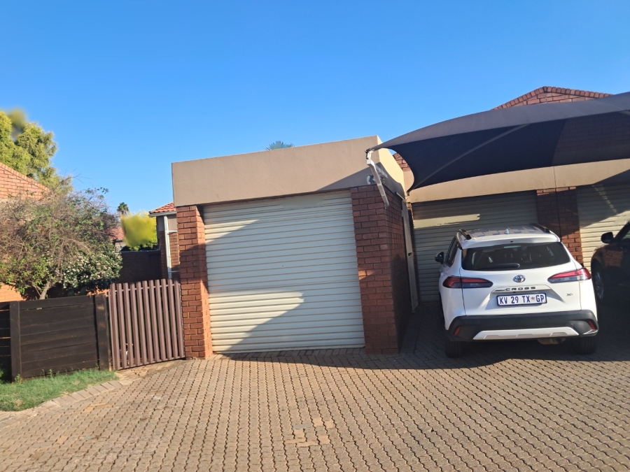 2 Bedroom Property for Sale in Witfield Gauteng