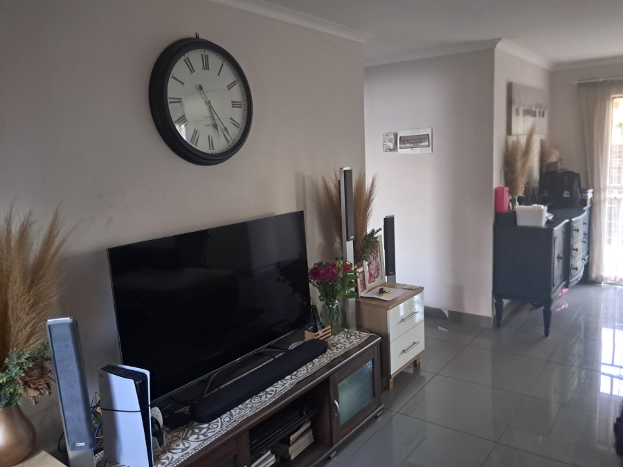 2 Bedroom Property for Sale in Witfield Gauteng