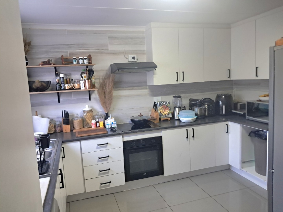 2 Bedroom Property for Sale in Witfield Gauteng