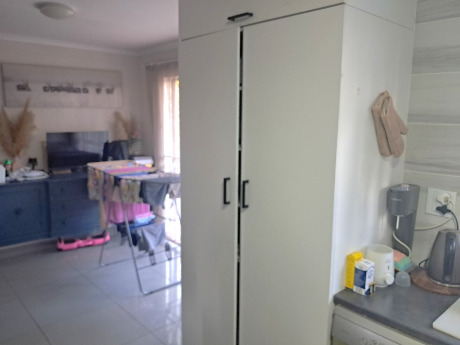 2 Bedroom Property for Sale in Witfield Gauteng