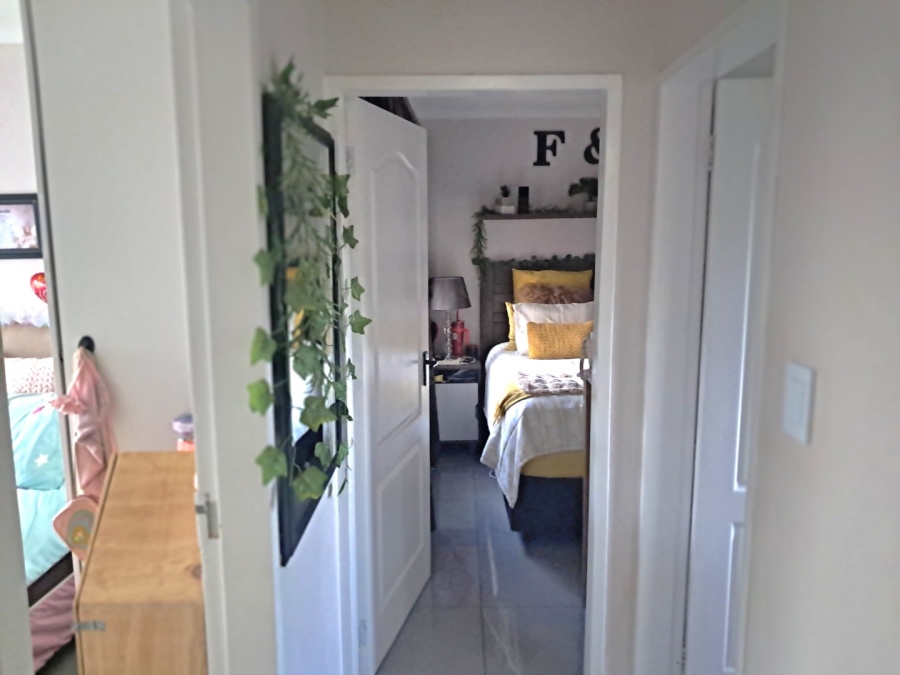 2 Bedroom Property for Sale in Witfield Gauteng