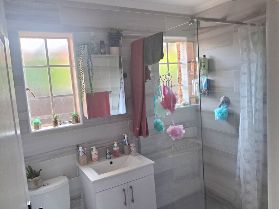 2 Bedroom Property for Sale in Witfield Gauteng