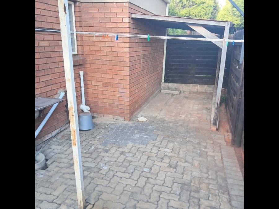 2 Bedroom Property for Sale in Witfield Gauteng