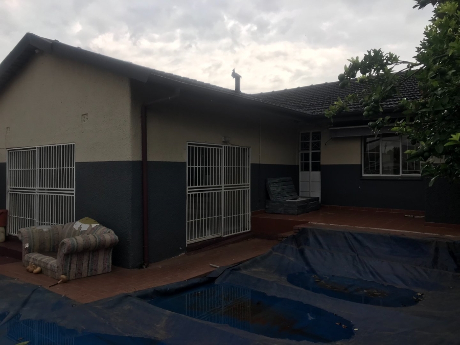 To Let  Bedroom Property for Rent in Sophiatown Gauteng