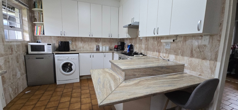 5 Bedroom Property for Sale in Brackendowns Gauteng