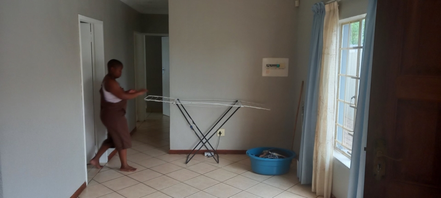 To Let 3 Bedroom Property for Rent in Annlin Gauteng