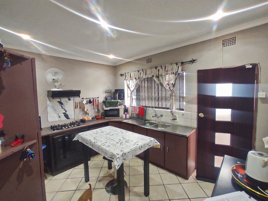 3 Bedroom Property for Sale in Vanderbijlpark SE 6 Gauteng
