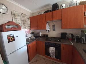 2 Bedroom Property for Sale in Hennopspark Gauteng