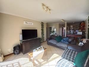 2 Bedroom Property for Sale in Hennopspark Gauteng