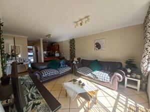 2 Bedroom Property for Sale in Hennopspark Gauteng