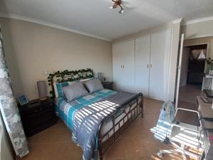 2 Bedroom Property for Sale in Hennopspark Gauteng