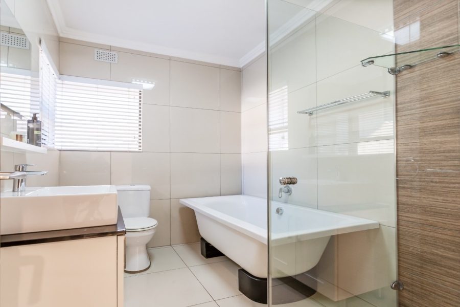 To Let 3 Bedroom Property for Rent in Paulshof Gauteng