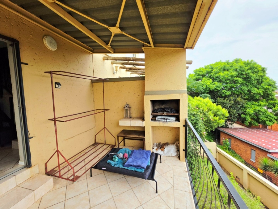 2 Bedroom Property for Sale in La Montagne Gauteng
