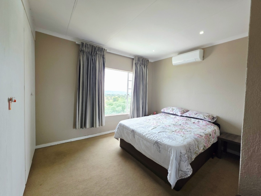 2 Bedroom Property for Sale in La Montagne Gauteng