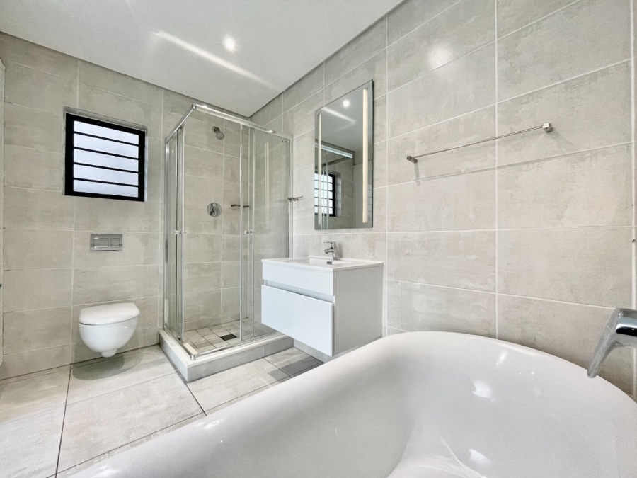 To Let 3 Bedroom Property for Rent in The Polofields Gauteng